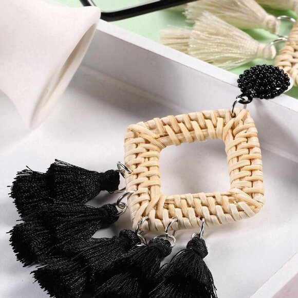 2 Pairs Rattan Tassel for Women Bohemian Woven Summer Beach Jewelry GiftsBlack a - Picture 4 of 7